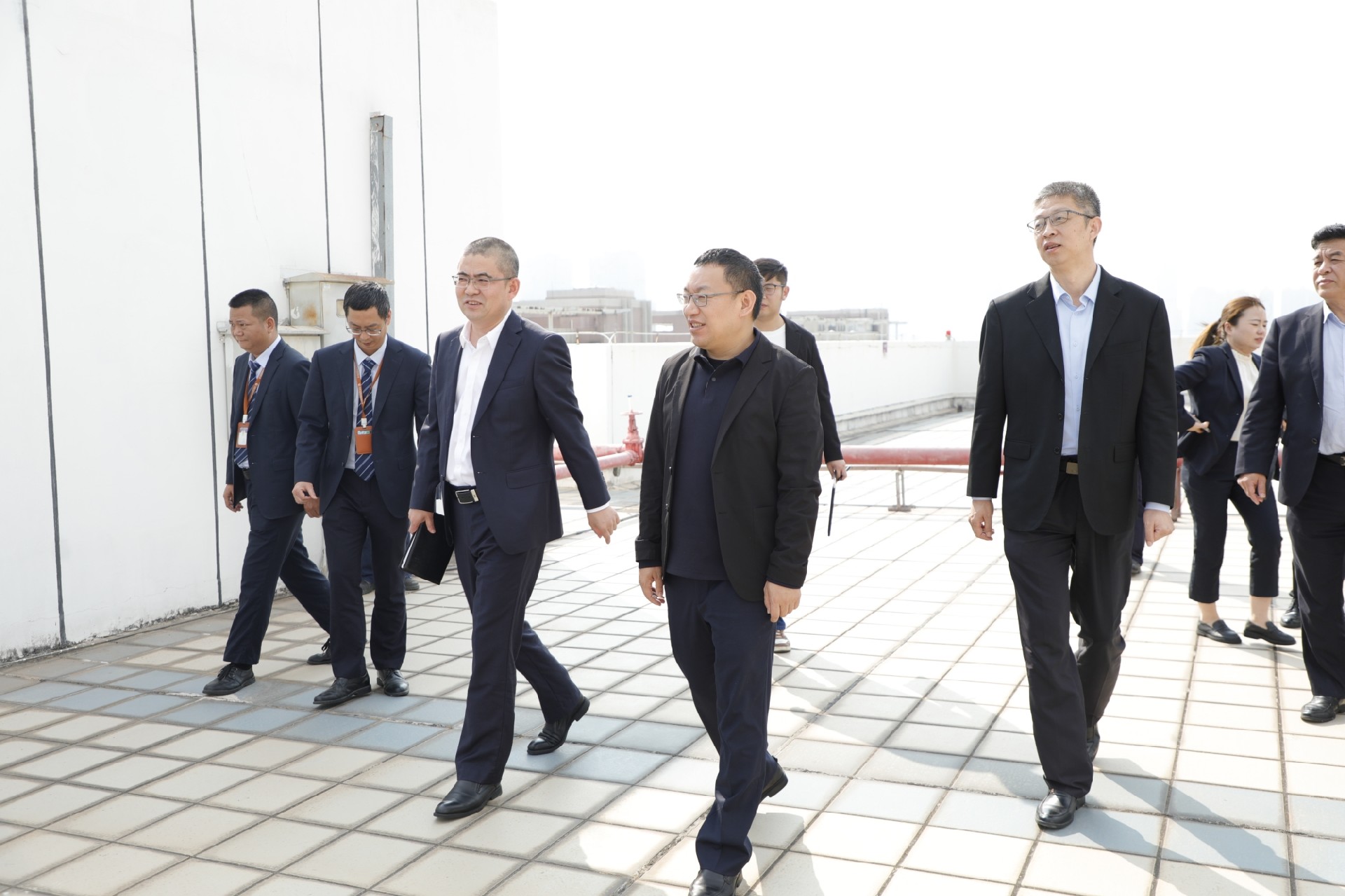 1770880492572354.jpg 1.jpg